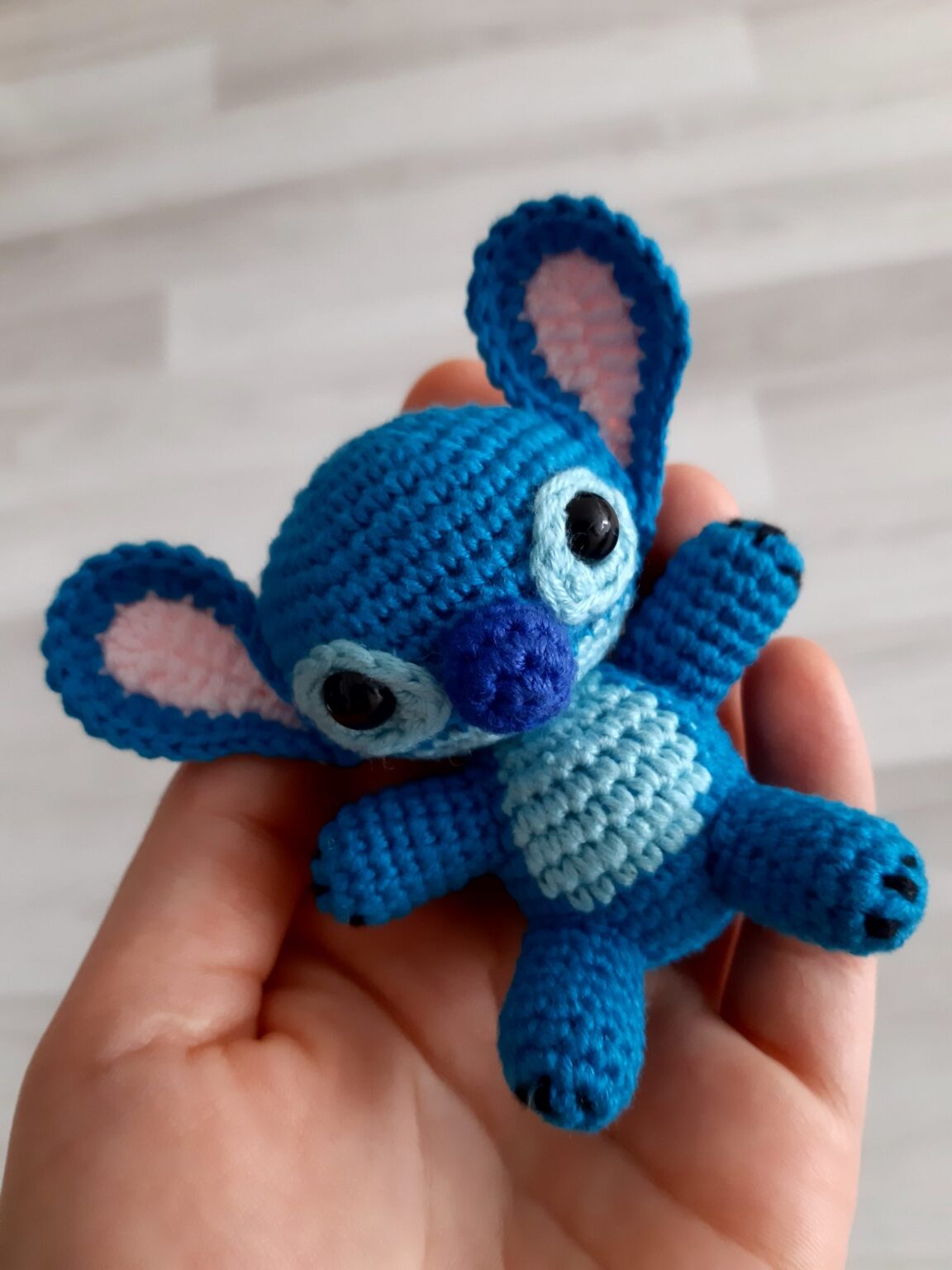 Making Amigurumi Stitch Amigurumi